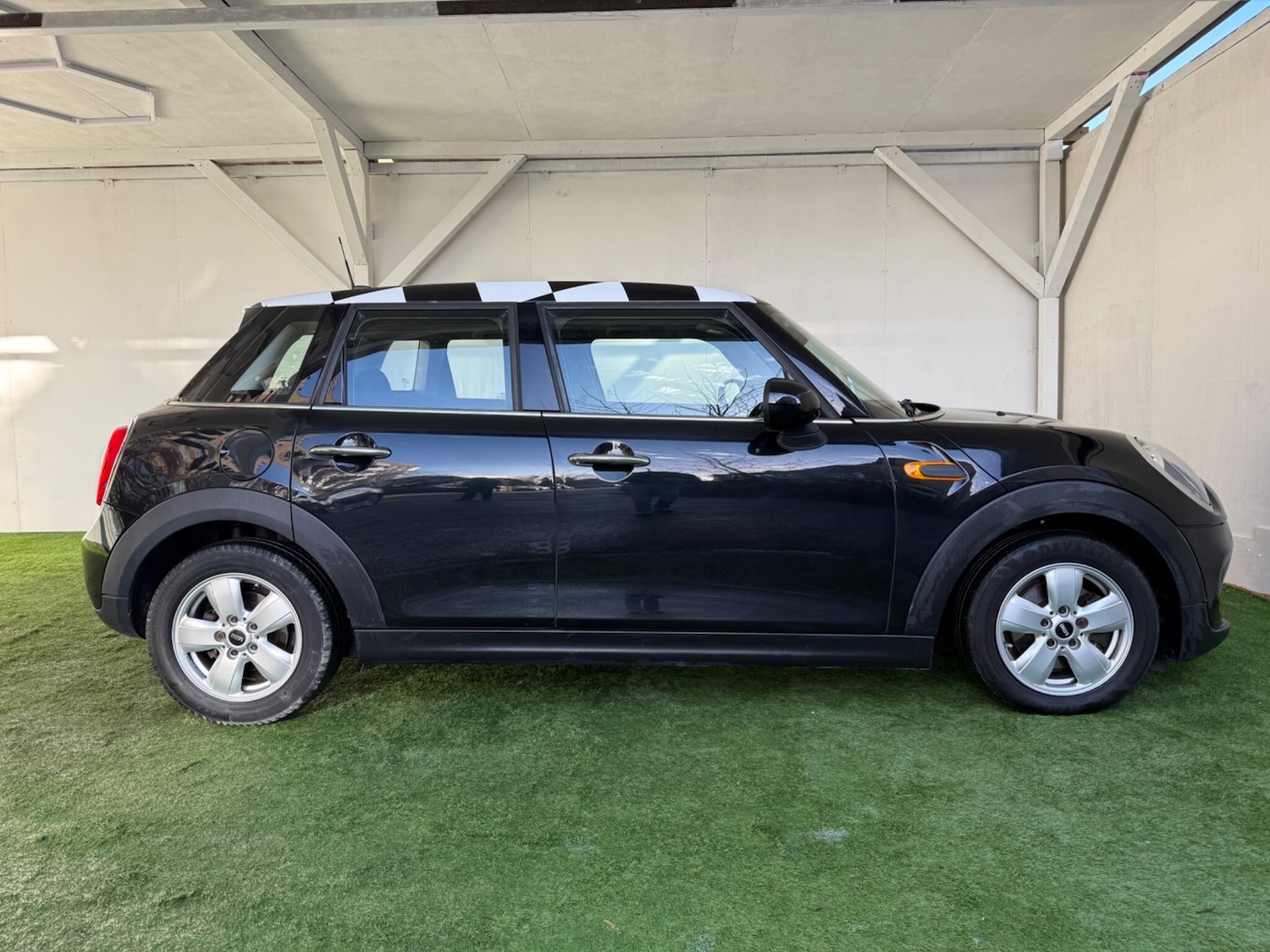 Used MINI Hatch 2015 for sale - 76839564: Photo 5
