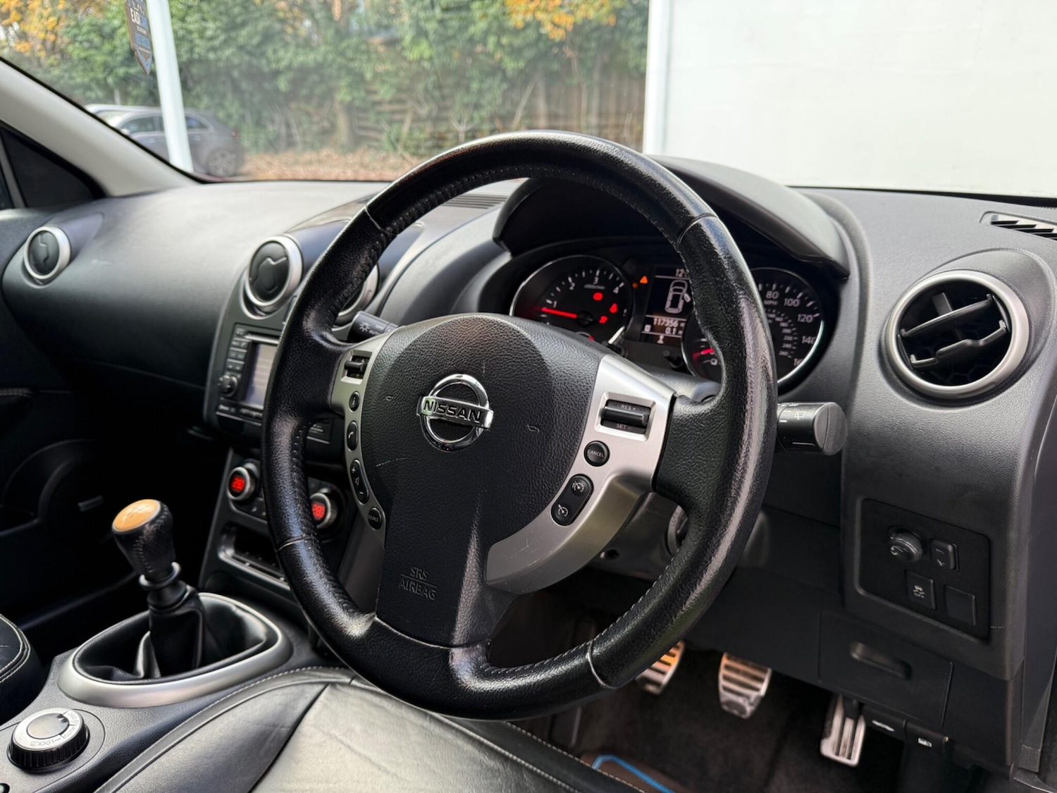 Used Nissan Qashqai 2011 for sale - 76398022: Photo 2