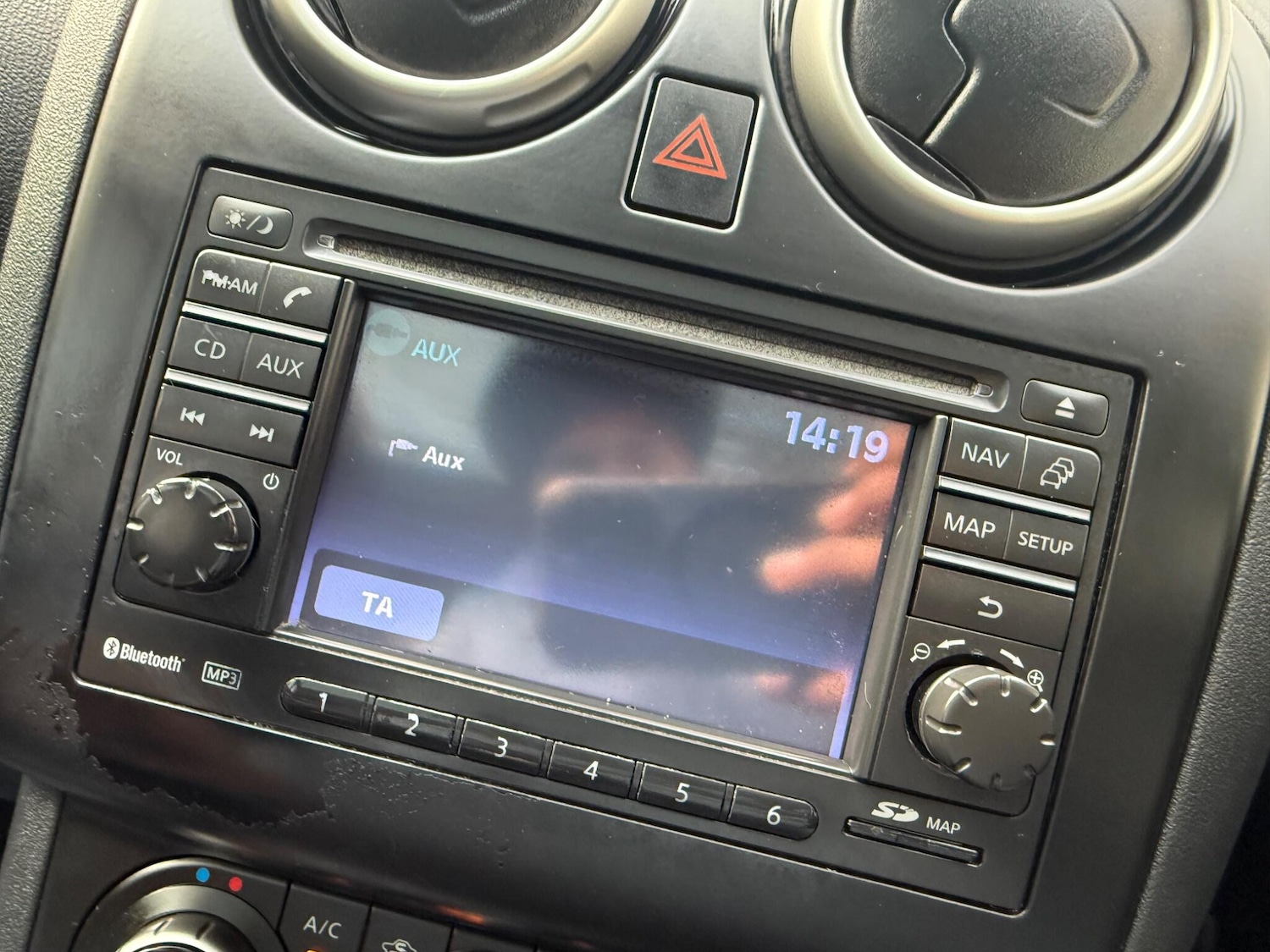 Used Nissan Qashqai 2011 for sale - 76398022: Photo 47