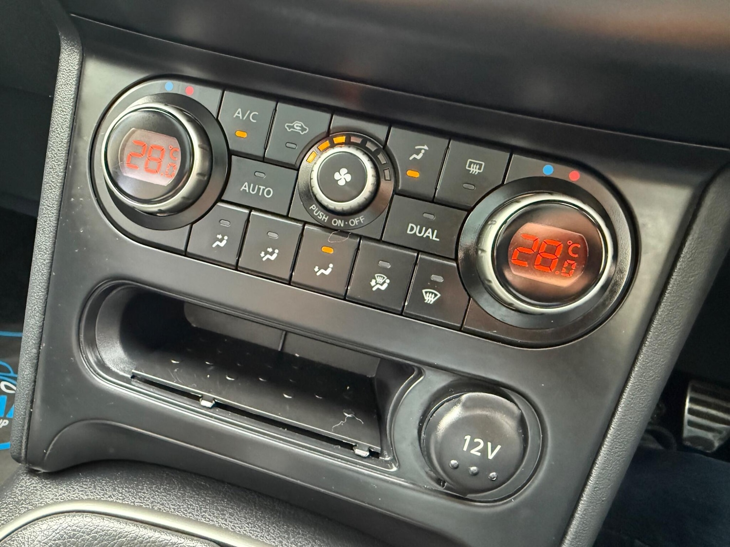 Used Nissan Qashqai 2011 for sale - 76398022: Photo 53