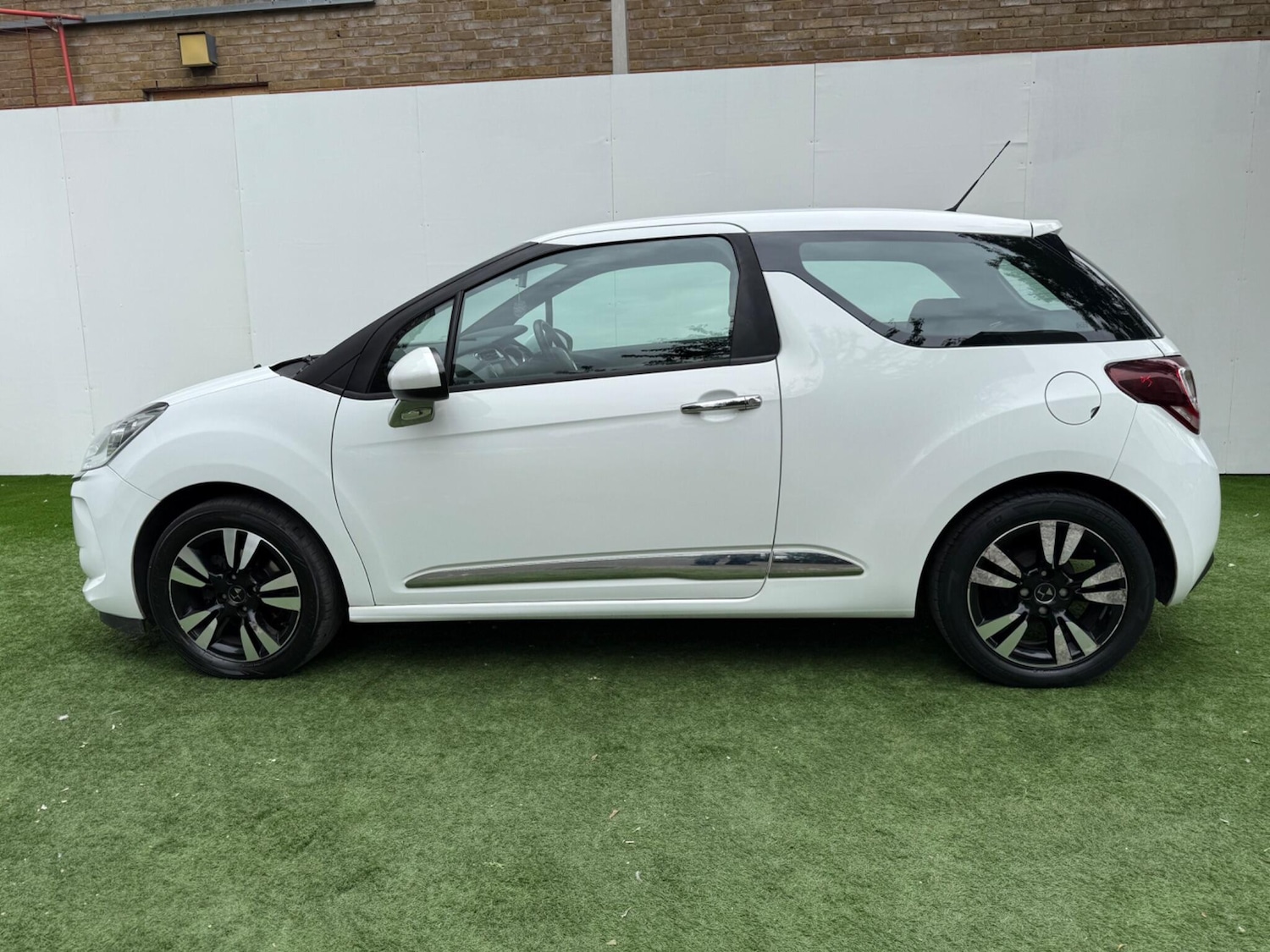 Used DS Automobiles DS 3 2016 for sale - 76099003: Photo 10