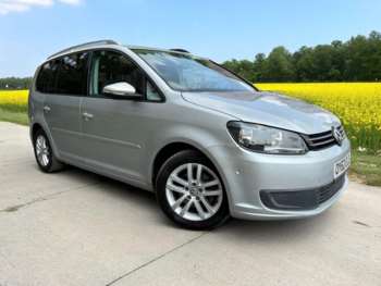 Used Volkswagen Touran 2012 for sale - 74875404: Photo