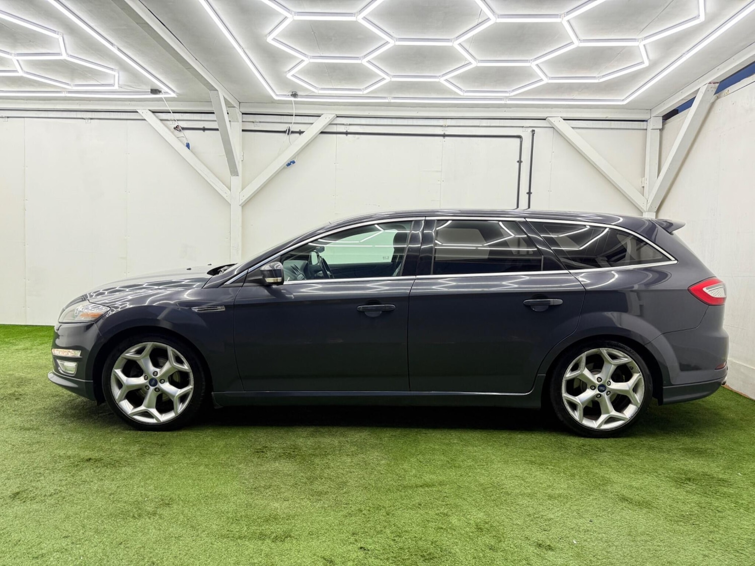 Used Ford Mondeo 2012 for sale - 77314940: Photo 10