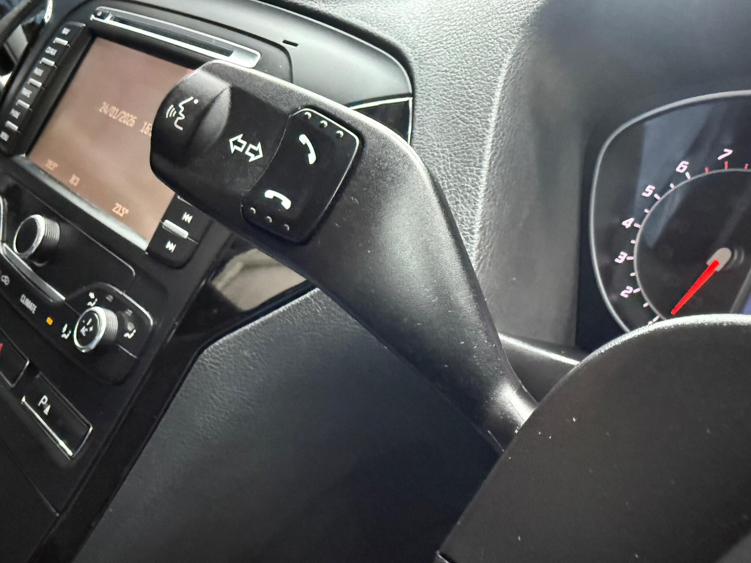 Used Ford Mondeo 2012 for sale - 77314940: Photo 37