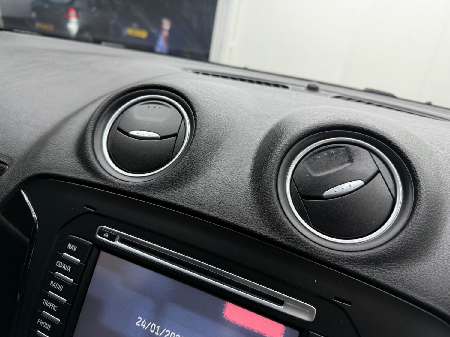 Used Ford Mondeo 2012 for sale - 77314940: Photo 44