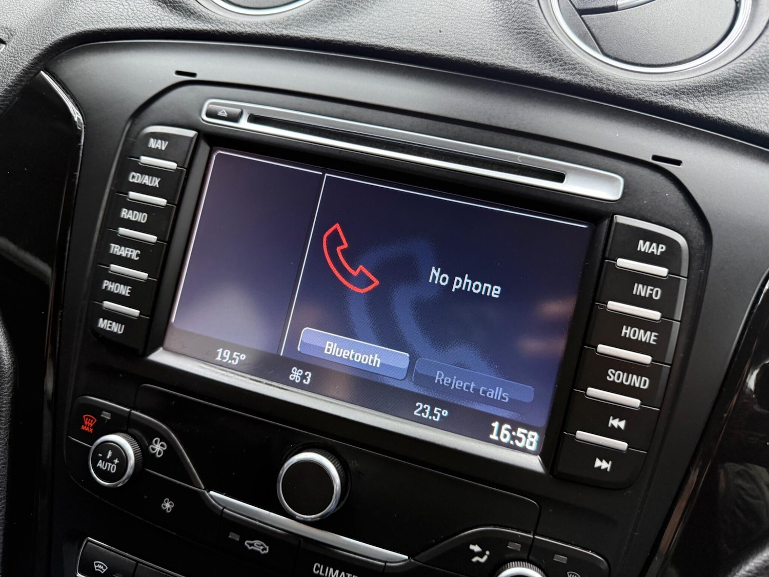 Used Ford Mondeo 2012 for sale - 77314940: Photo 50