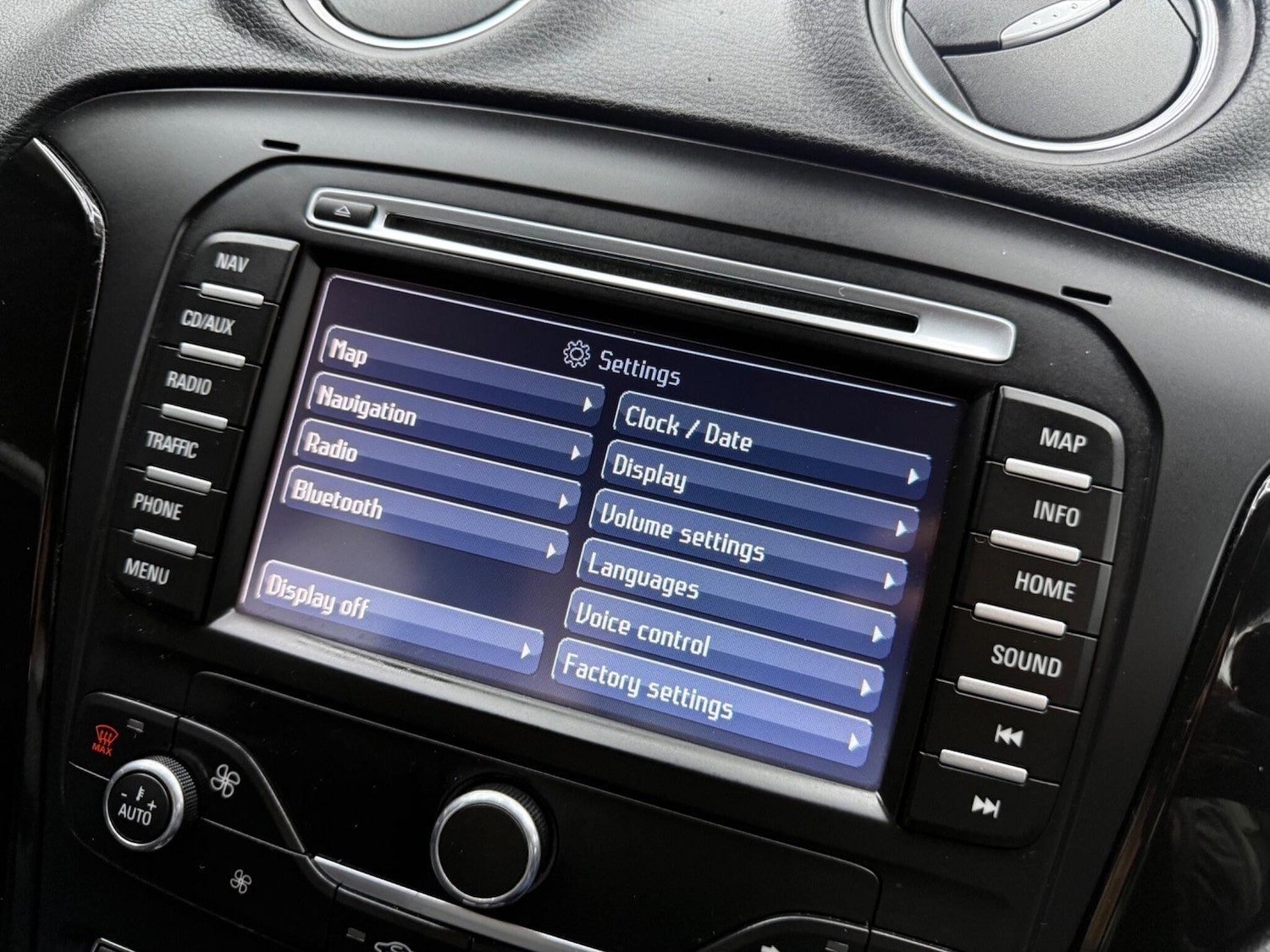 Used Ford Mondeo 2012 for sale - 77314940: Photo 51