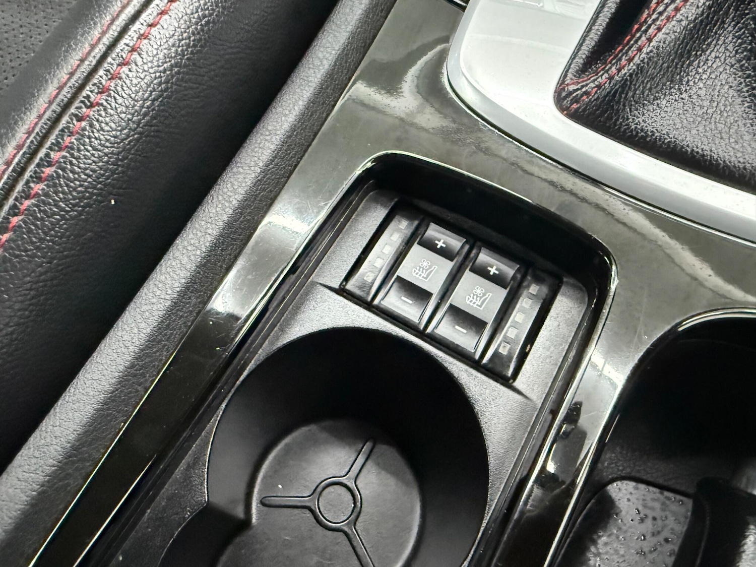 Used Ford Mondeo 2012 for sale - 77314940: Photo 57