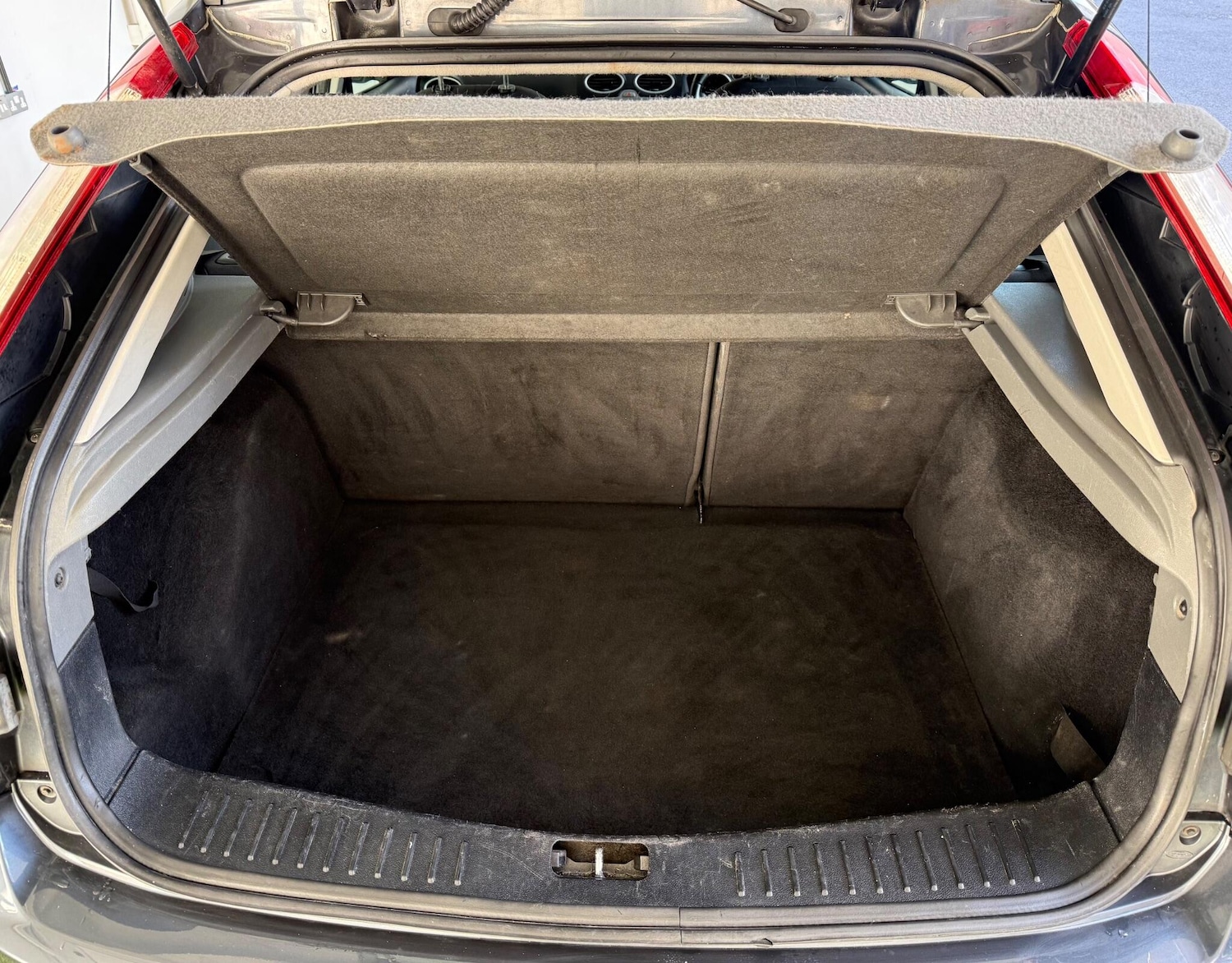 Used Ford Focus 2008 for sale - 77057595: Photo 8