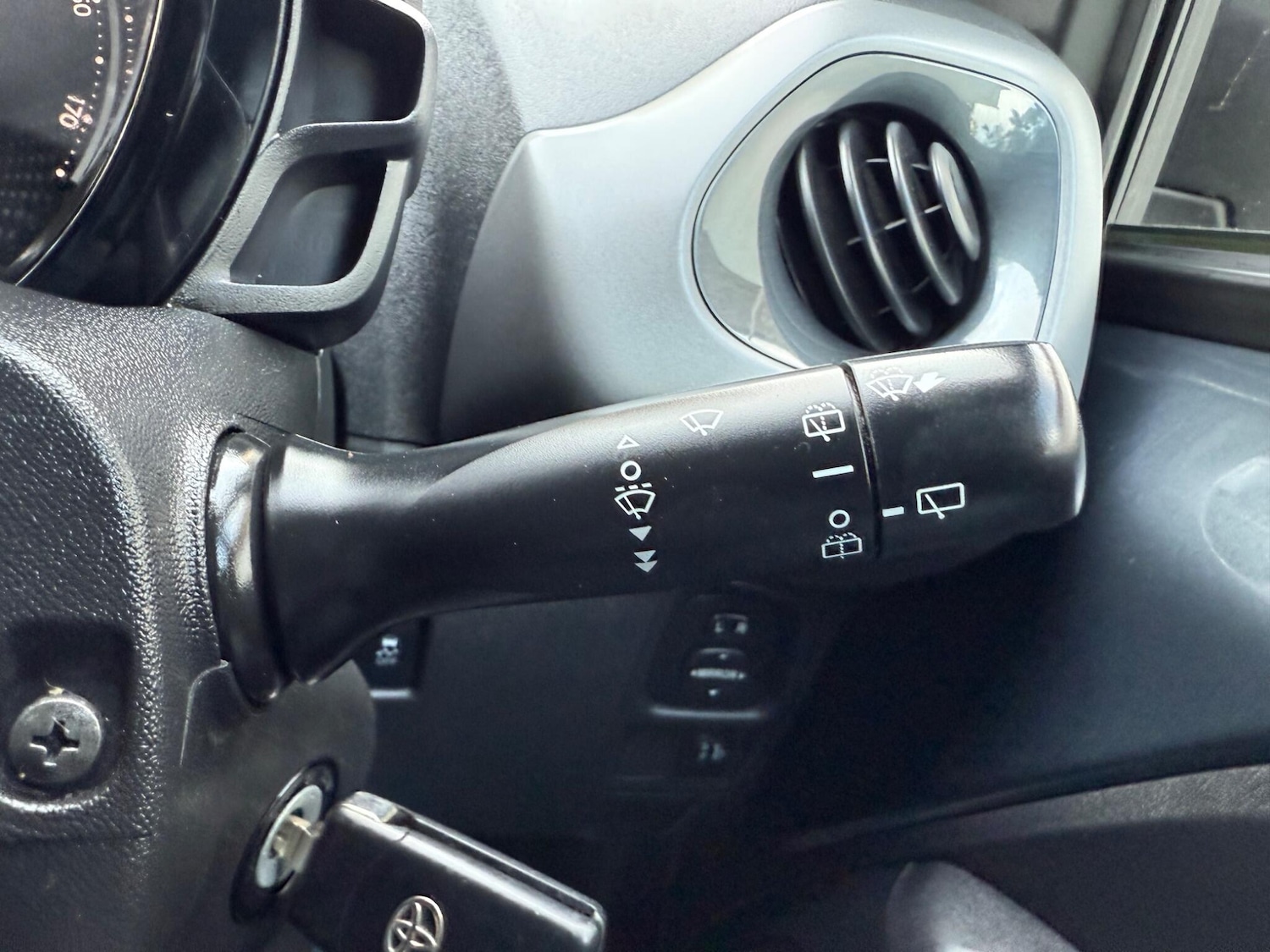 Used Toyota AYGO 2019 for sale - 76484323: Photo 37