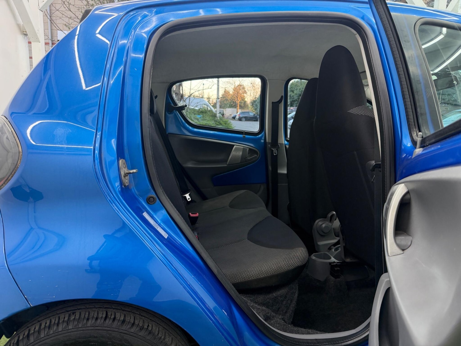 Used Toyota AYGO 2009 for sale - 77892859: Photo 17