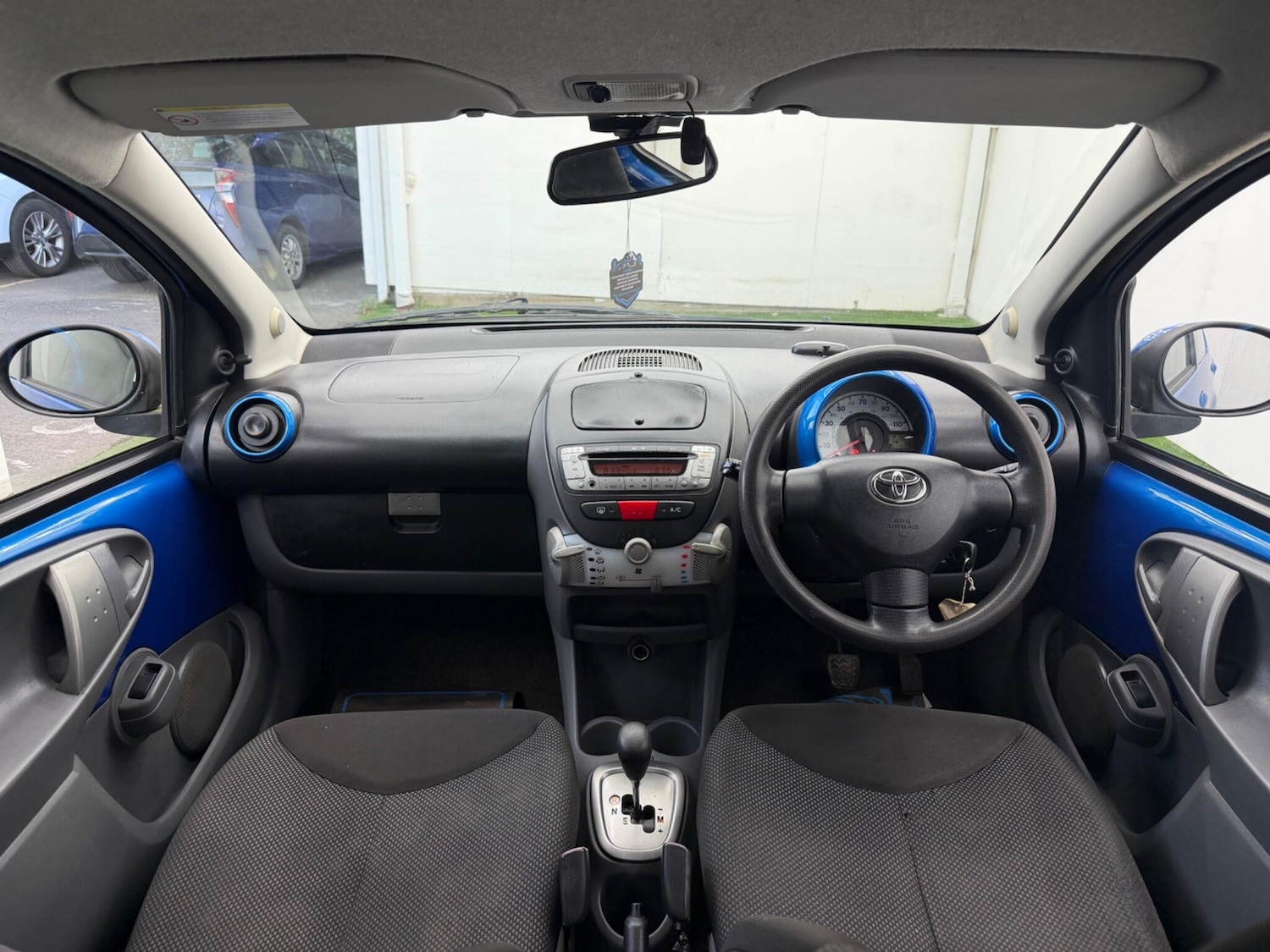 Used Toyota AYGO 2009 for sale - 77892859: Photo 27