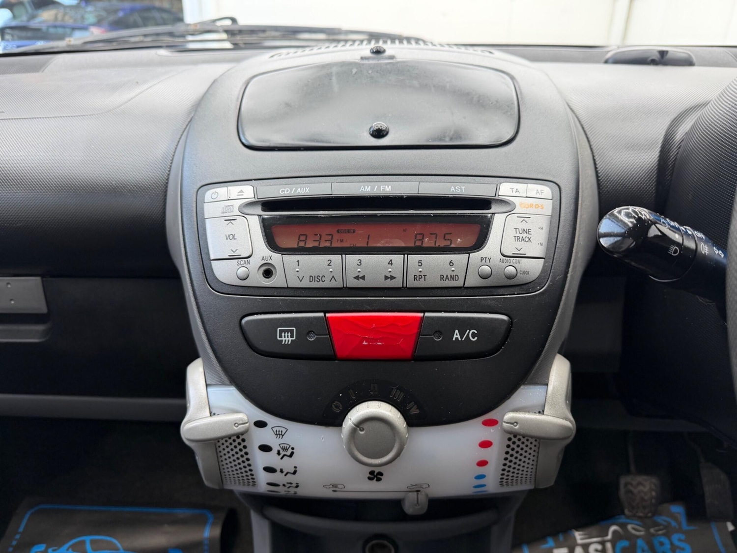 Used Toyota AYGO 2009 for sale - 77892859: Photo 28