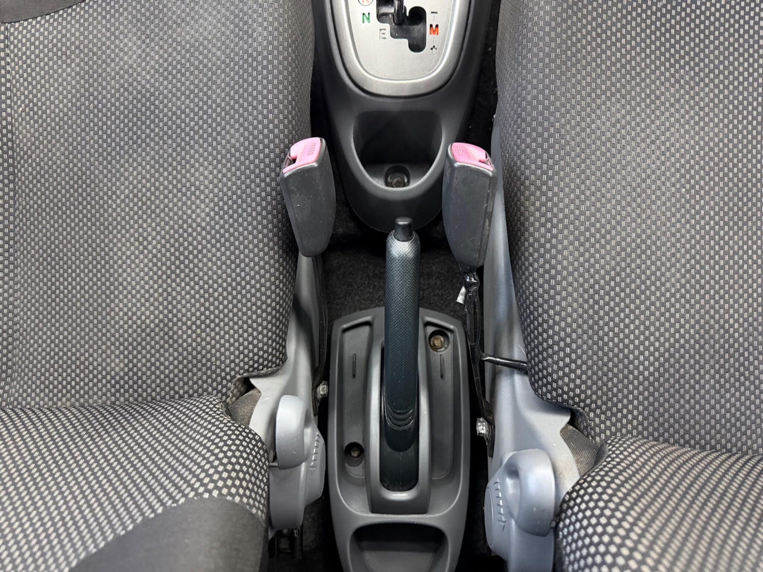 Used Toyota AYGO 2009 for sale - 77892859: Photo 30