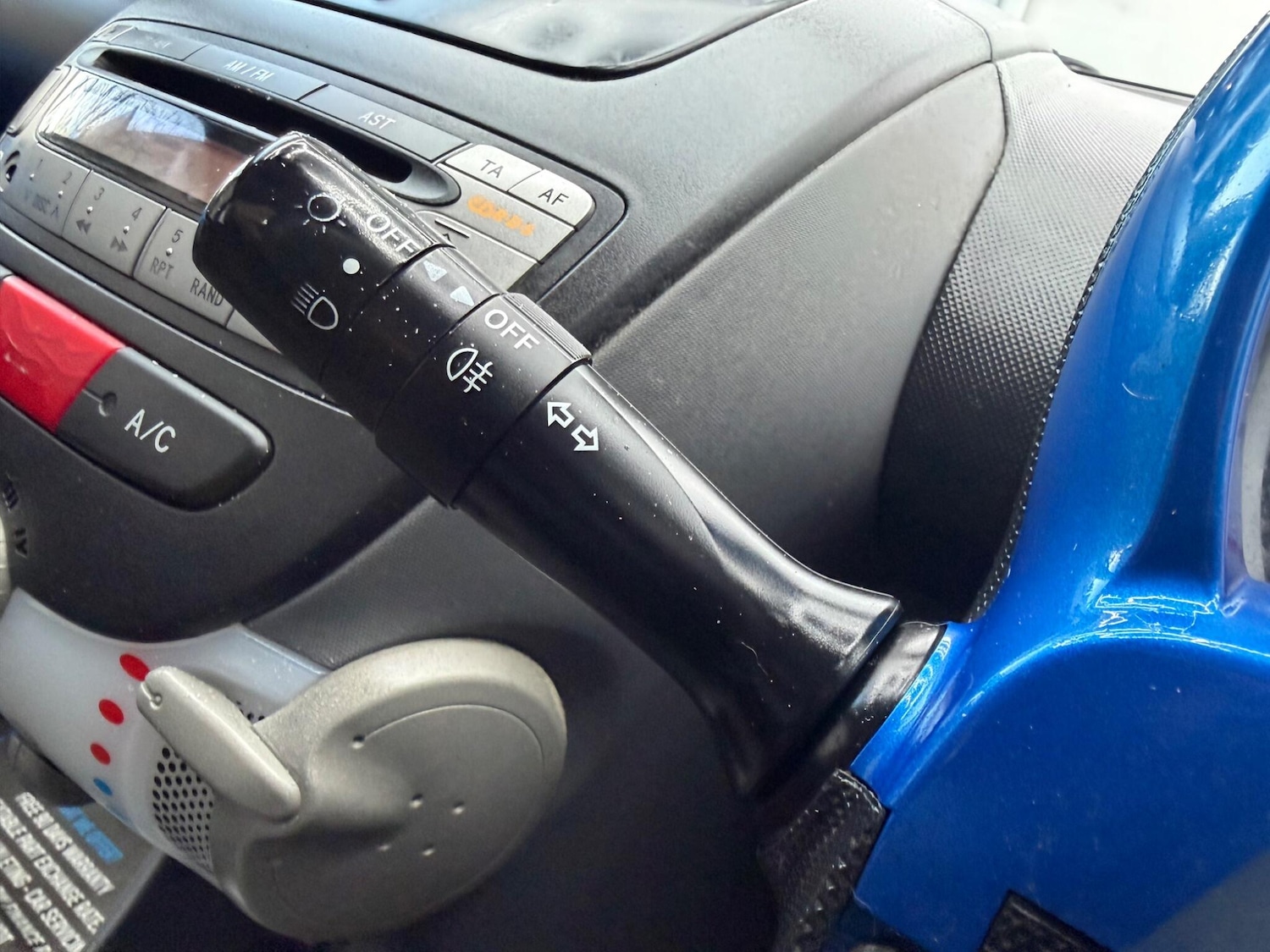 Used Toyota AYGO 2009 for sale - 77892859: Photo 33