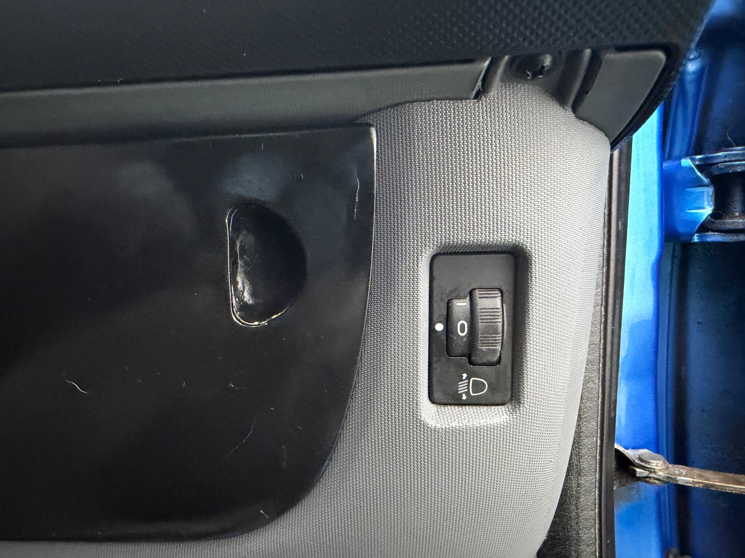 Used Toyota AYGO 2009 for sale - 77892859: Photo 39