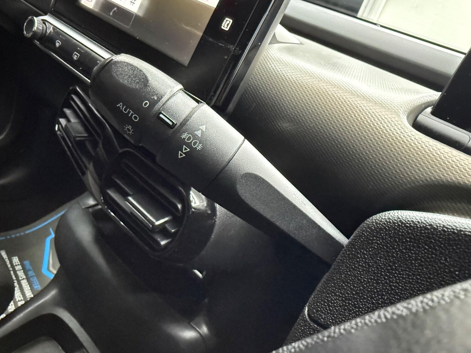 Used Citroen C4 Cactus for sale - 77909536: Photo 35