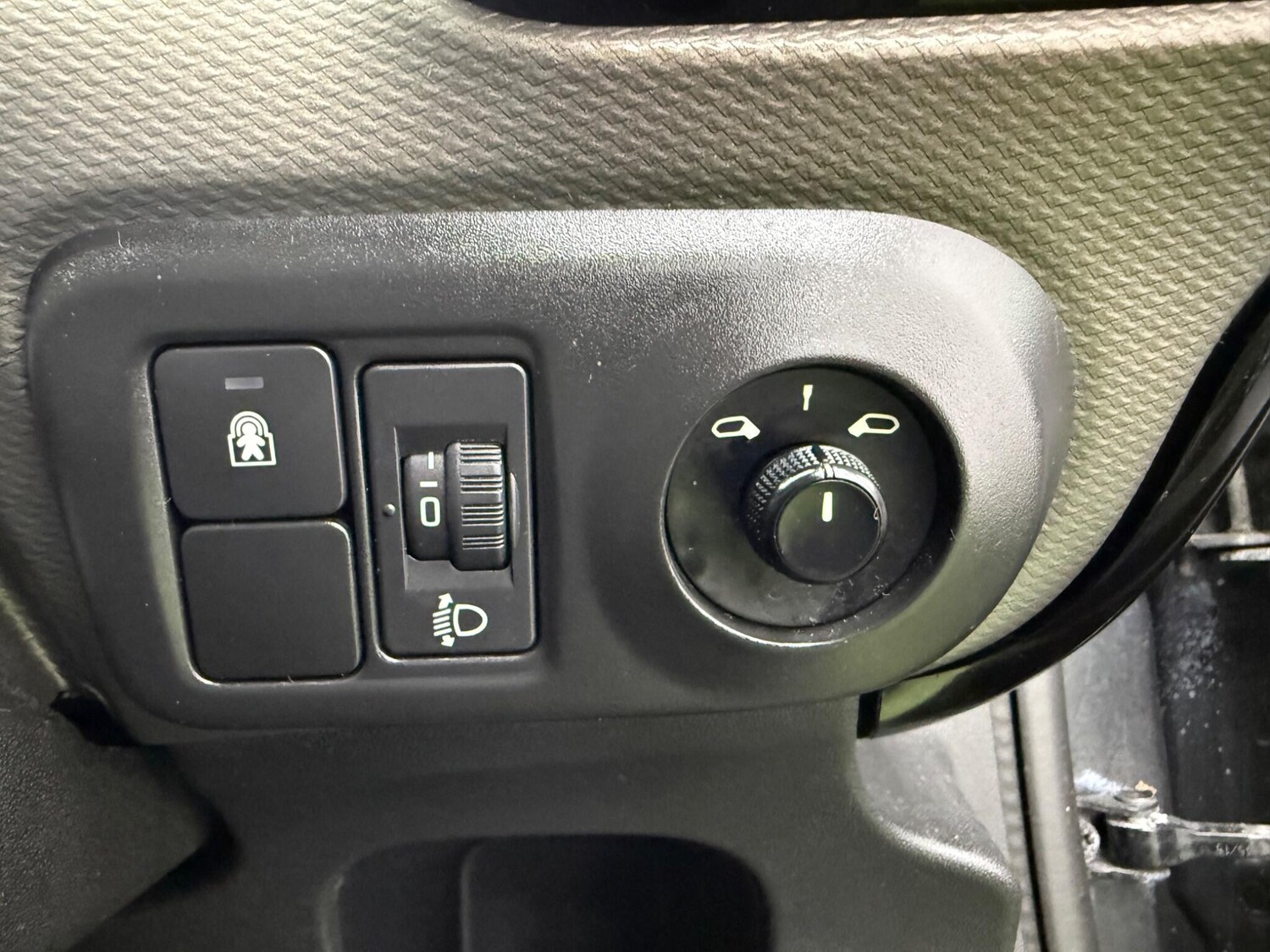 Used Citroen C4 Cactus for sale - 77909536: Photo 41