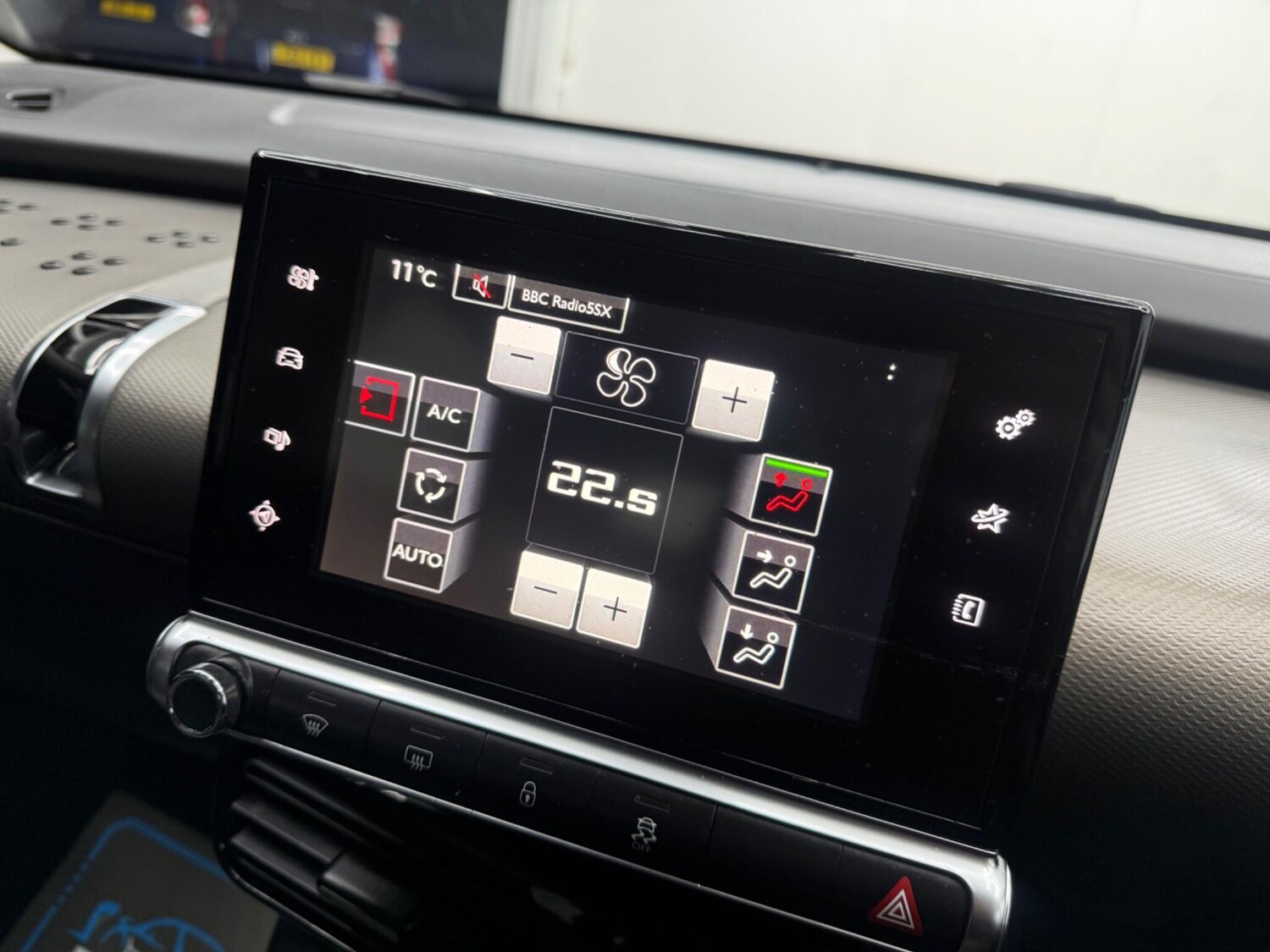 Used Citroen C4 Cactus for sale - 77909536: Photo 43