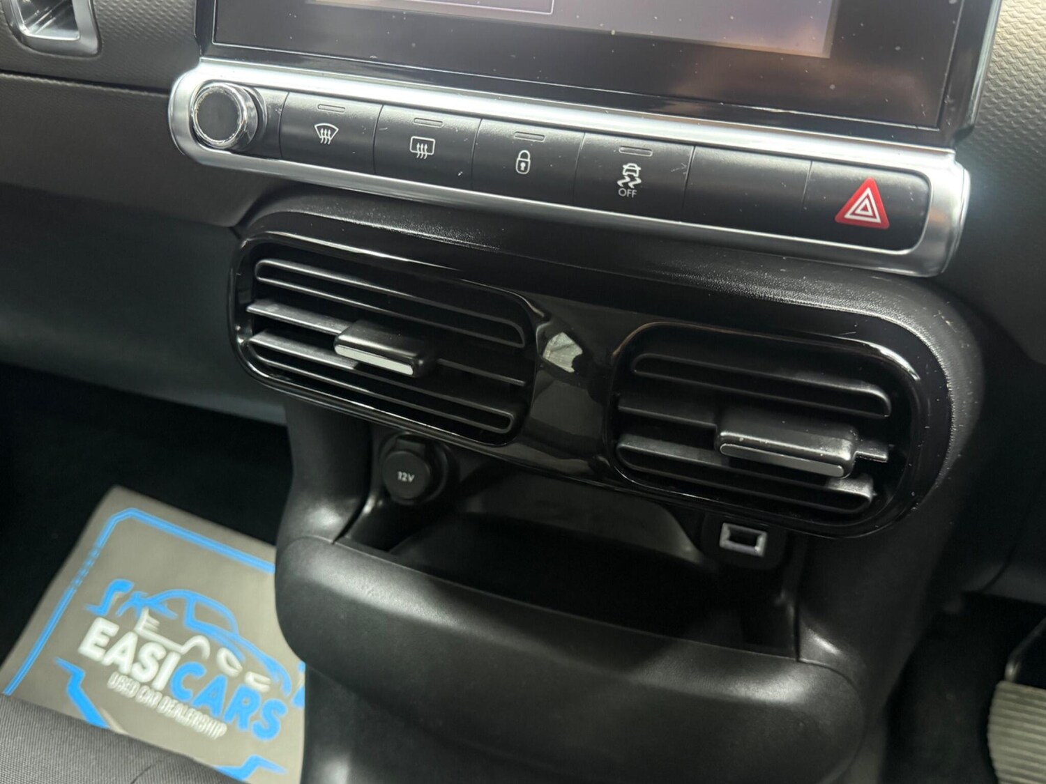 Used Citroen C4 Cactus for sale - 77909536: Photo 51