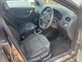 Used Volkswagen Polo 2011 for sale - 79158619: Photo
