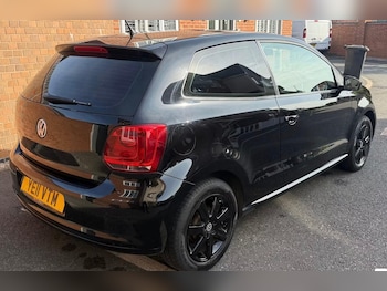 Used Volkswagen Polo 2011 for sale - 79325101: Photo