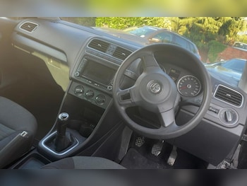Used Volkswagen Polo 2011 for sale - 79169714: Photo