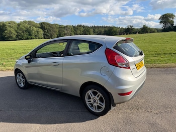 Used Ford Fiesta 2013 for sale - 78911209: Photo