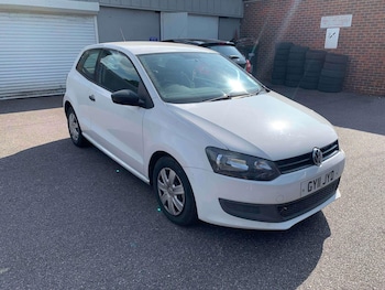 Used Volkswagen Polo 2011 for sale - 79316046: Photo