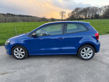 Used Volkswagen Polo 2011 for sale - 78910990: Photo