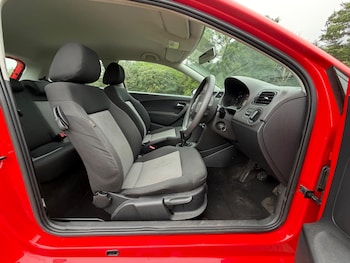 Used Volkswagen Polo 2011 for sale - 78910740: Photo