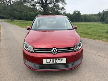 Used Volkswagen Touran 2011 for sale - 78910921: Photo