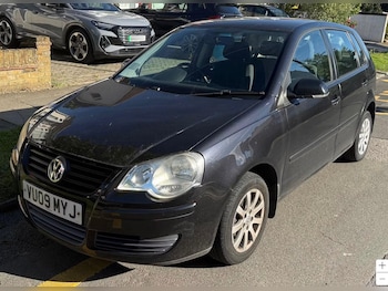 Used Volkswagen Polo 2009 for sale - 78910924: Photo