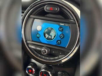 Used MINI Hatch 2019 for sale - 79255778: Photo