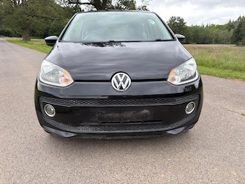 Used Volkswagen up! 2015 for sale - 78911691: Photo