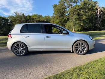 Used Volkswagen Golf 2010 for sale - 79181363: Photo
