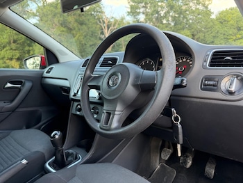 Used Volkswagen Polo 2013 for sale - 79212738: Photo