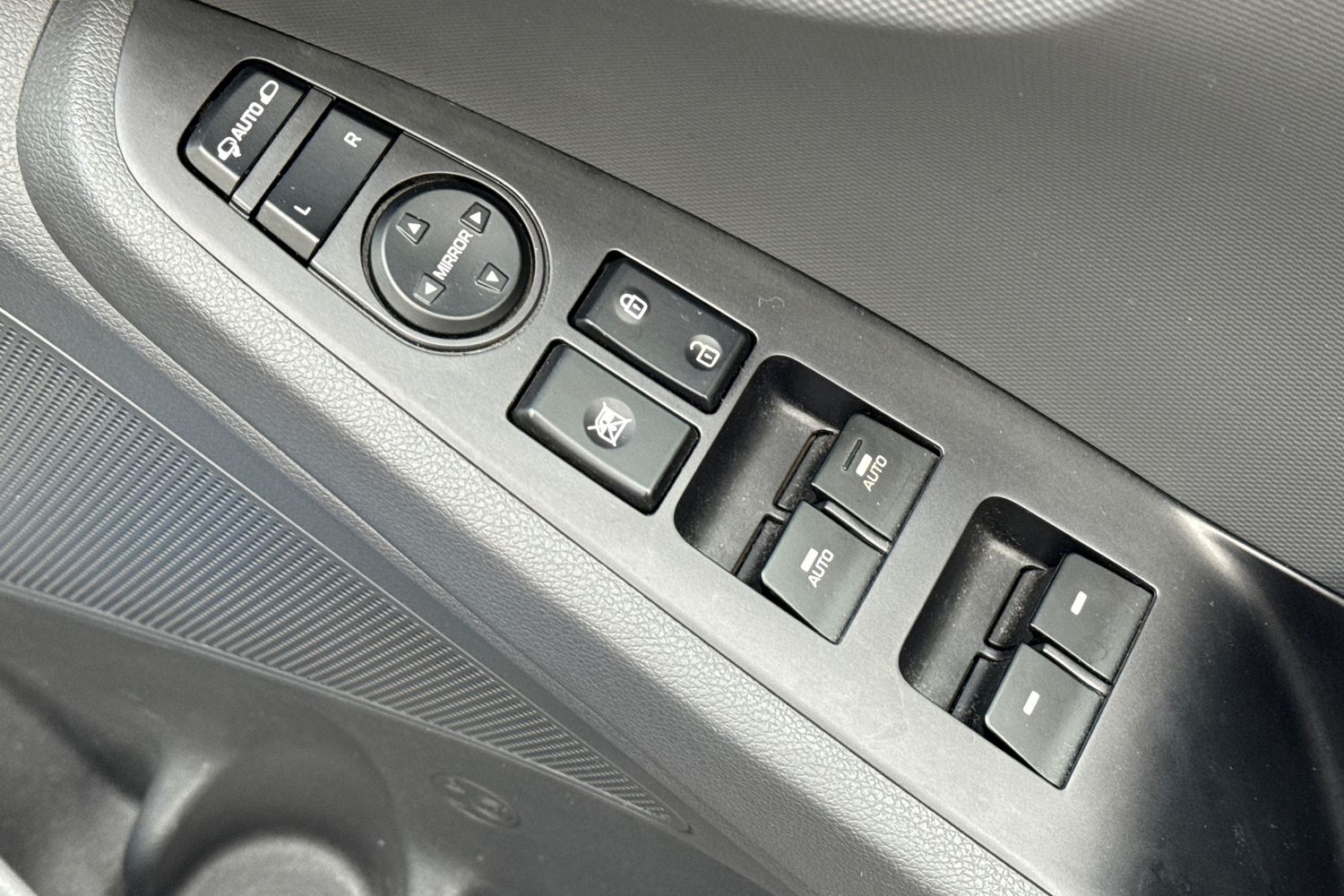 Used Hyundai IONIQ 2018 for sale - 77136897: Photo 20