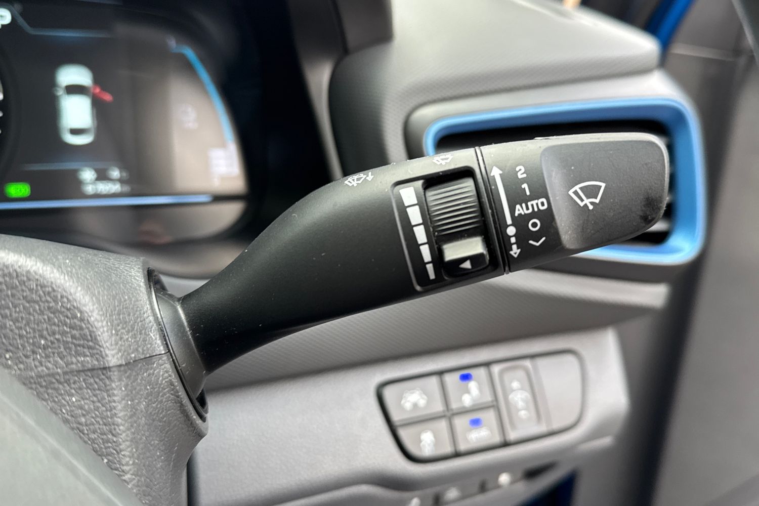 Used Hyundai IONIQ 2018 for sale - 77136897: Photo 40