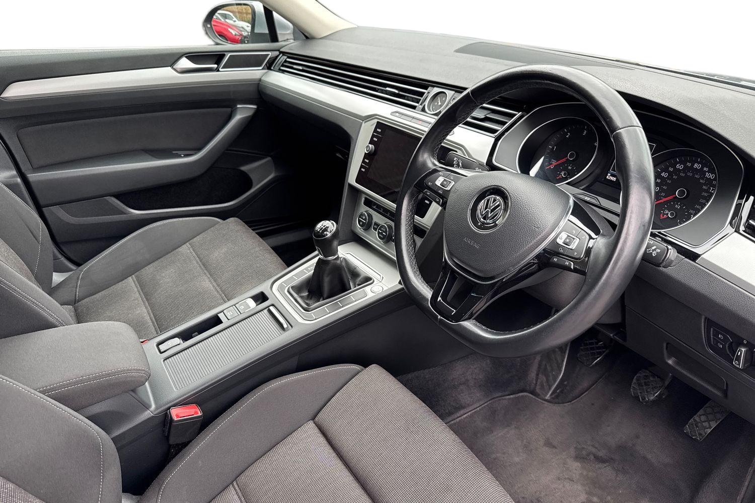 Used Volkswagen Passat 2018 for sale - 76547601: Photo 11