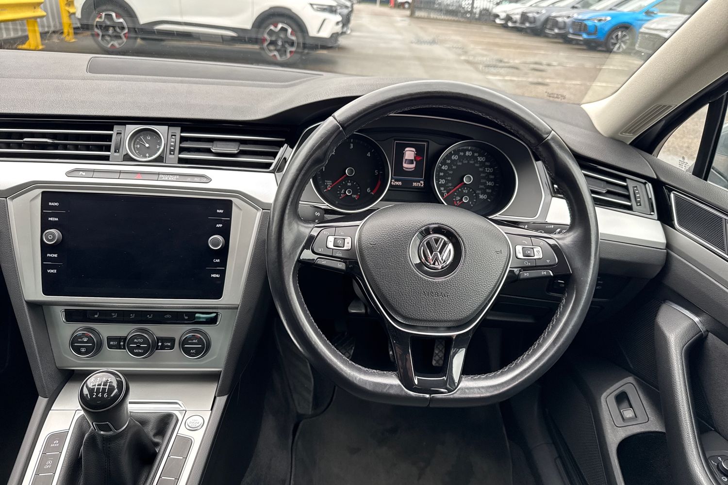 Used Volkswagen Passat 2018 for sale - 76547601: Photo 30