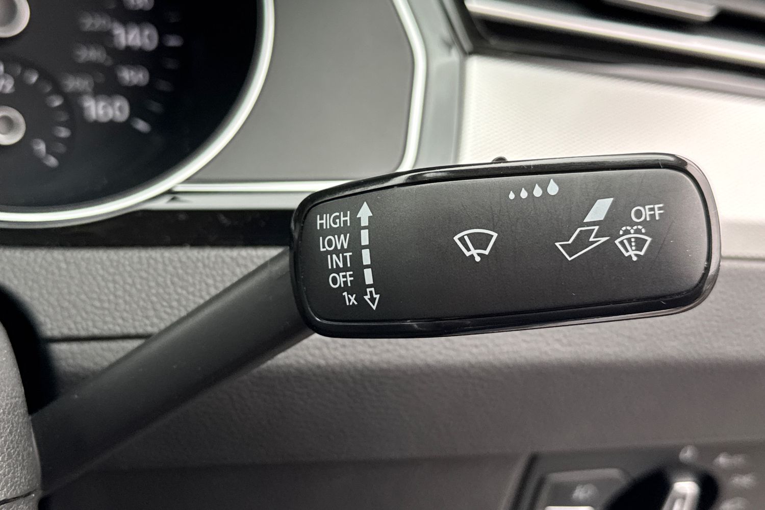 Used Volkswagen Passat 2018 for sale - 76547601: Photo 36