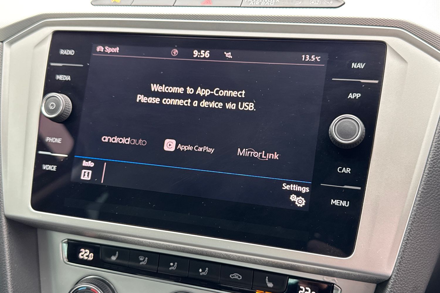 Used Volkswagen Passat 2018 for sale - 76547601: Photo 41