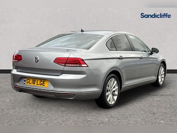 Used Volkswagen Passat 2018 for sale - 76547601: Photo