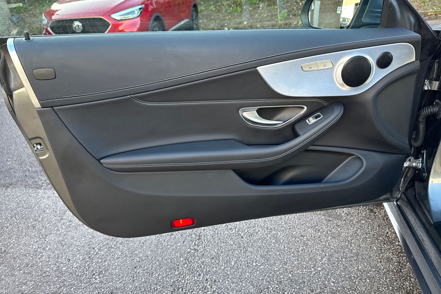 Used Mercedes-Benz C Class 2019 for sale - 77055047: Photo 29