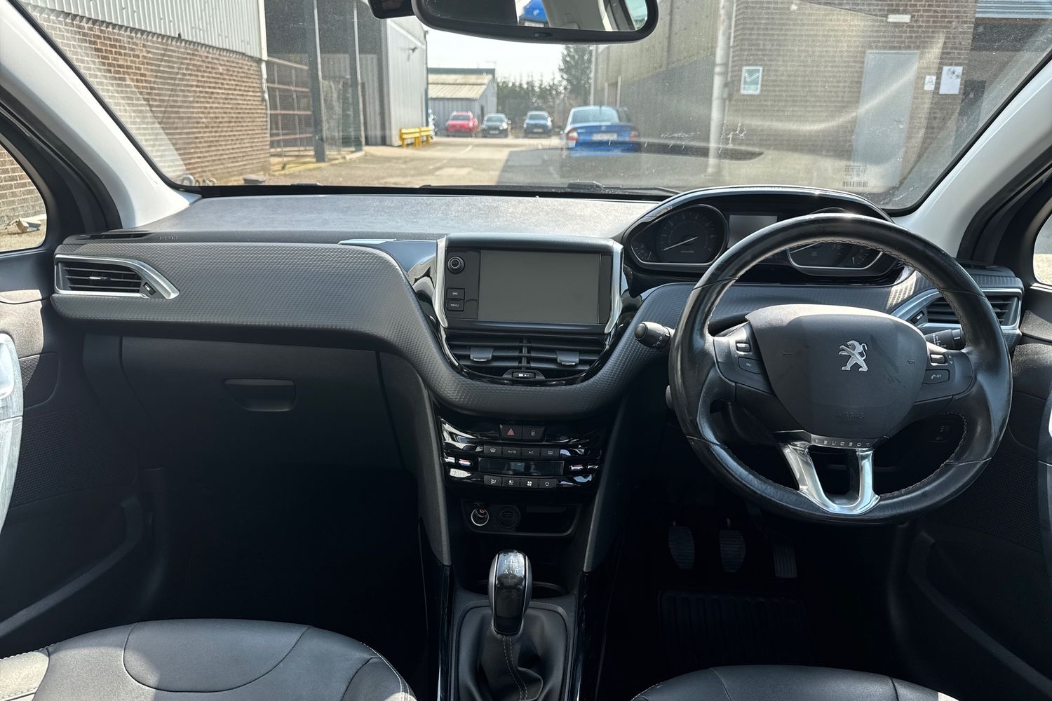 Used Peugeot 2008 2019 for sale - 78197905: Photo 11