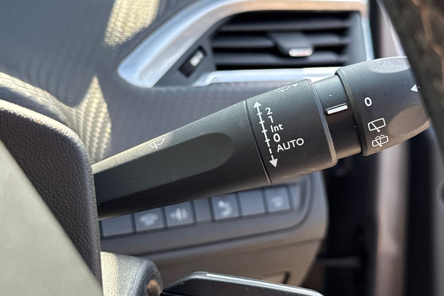 Used Peugeot 2008 2019 for sale - 78197905: Photo 23