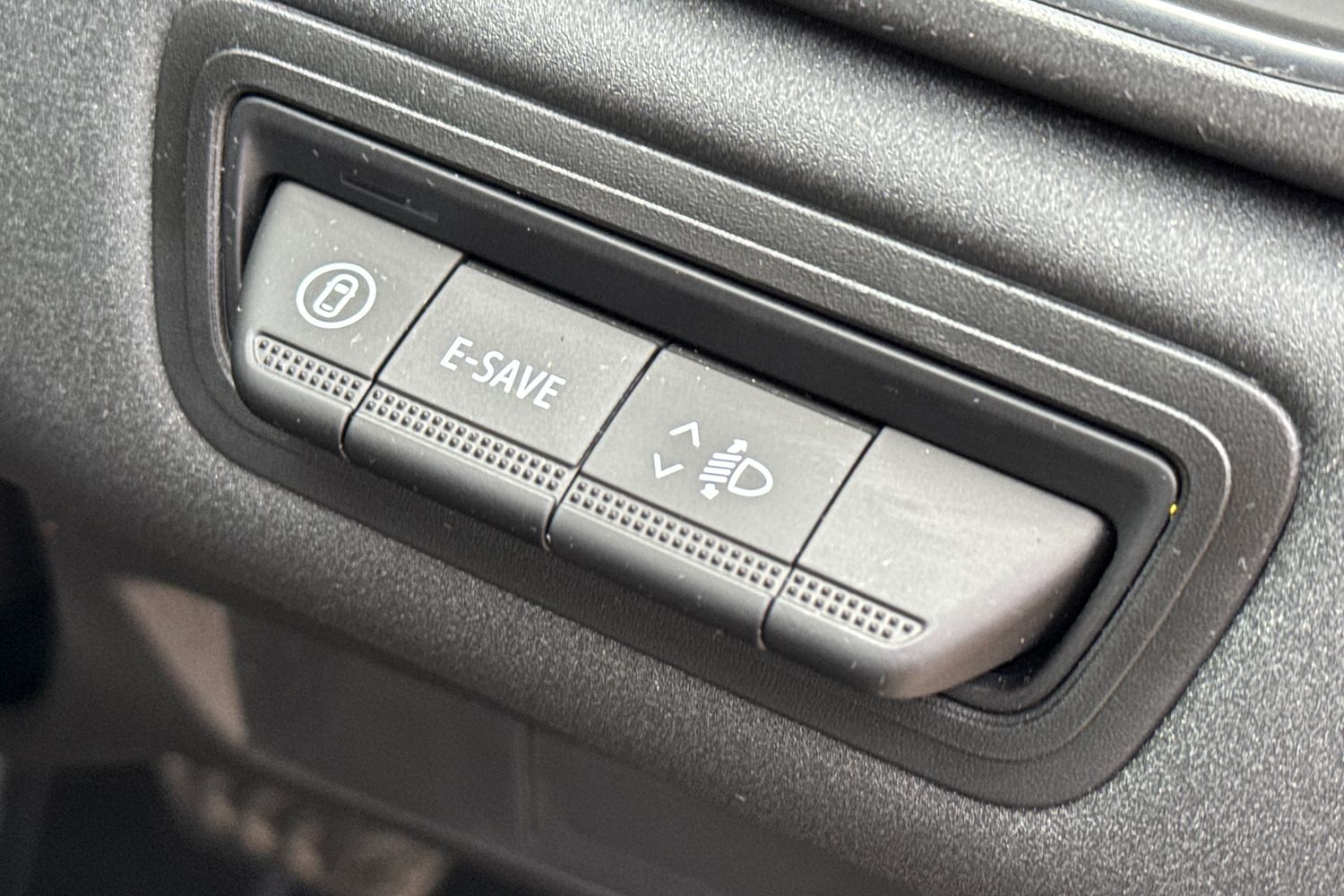 Used Renault Captur 2025 for sale - 77716001: Photo 32