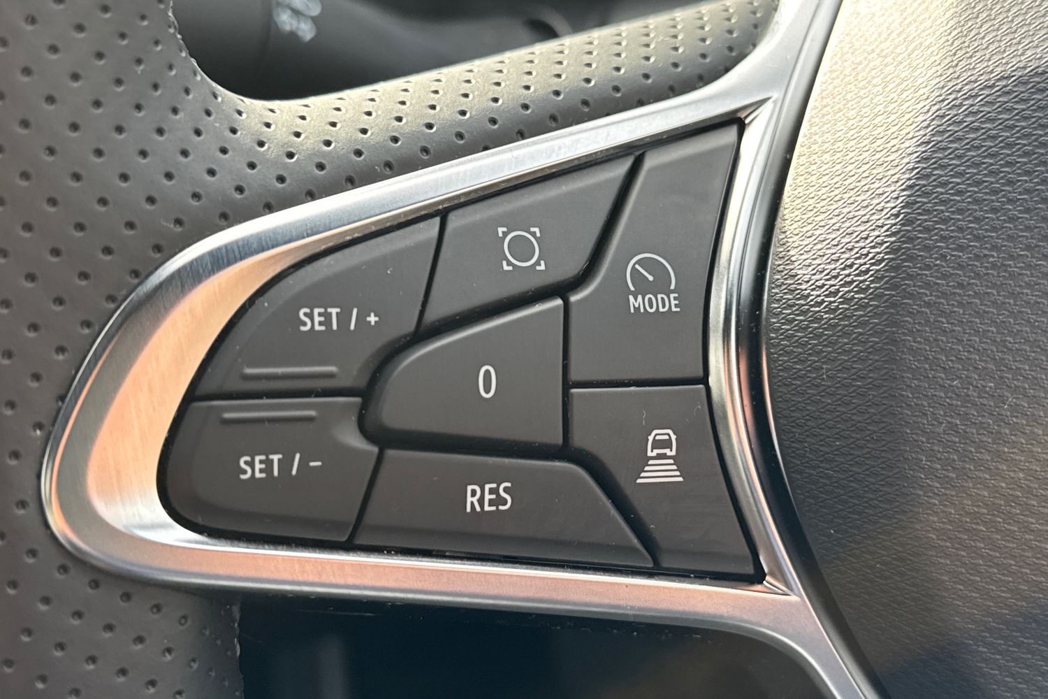 Used Renault Captur 2025 for sale - 77716001: Photo 35