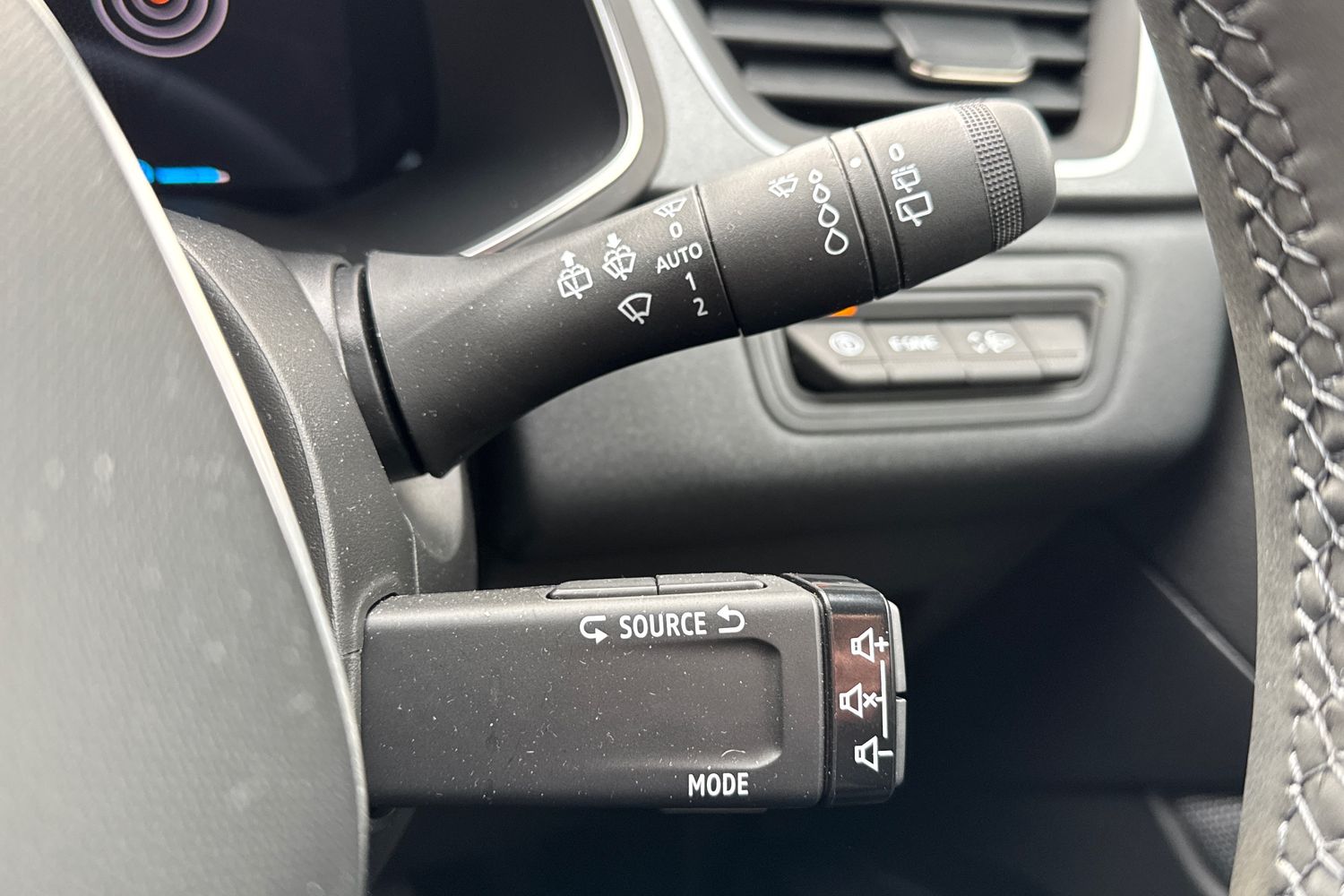 Used Renault Captur 2025 for sale - 77716001: Photo 40